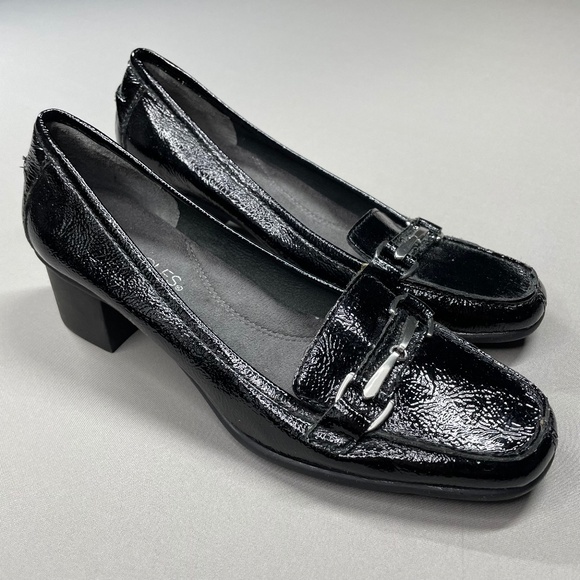 AEROSOLES Shoes - Aerosoles Shoes Womens 7 black leather linguini loafer heels horse bit slip on